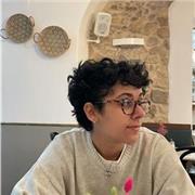 Studentessa al terzo anno di Psicologia impartisce lezioni di letteratura italiana per scuole elementari e medie